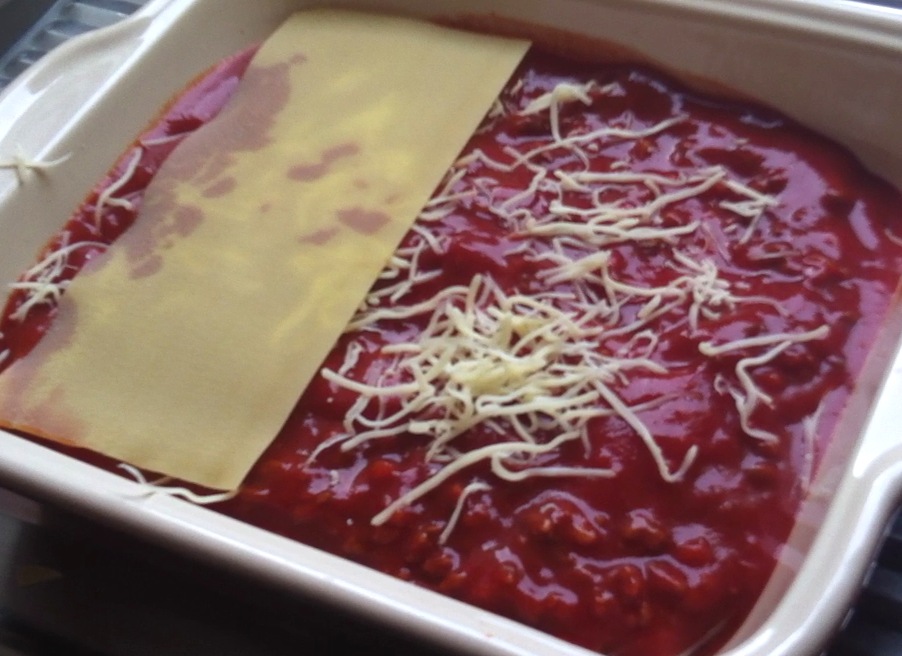 préparation de la Lasagne avec Béchamel recette lasagnes bechamel